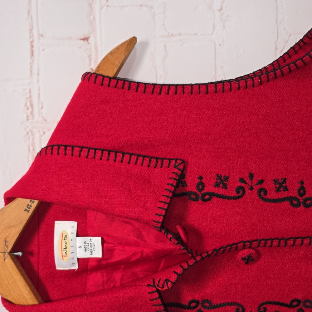 Talbots VTG Red Vest Black Blanket Stitching Embroidery Motif Size S - Picture 5 of 12